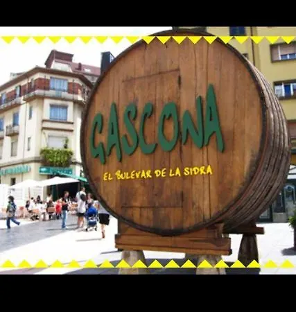 Hostal Turístico La Peregrina Oviedo