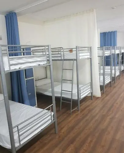 Turistico La Peregrina Hostel Oviedo